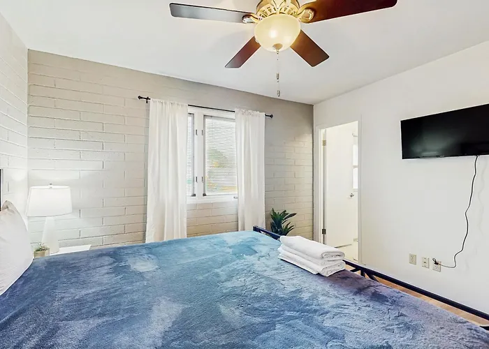 Sunshine Getaway Holiday home *